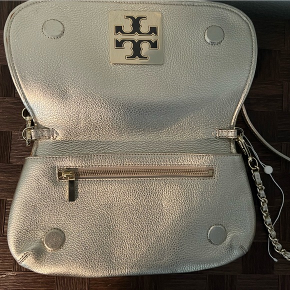 NEW! Tory Burch Britten Leather Crossbody bag - Picture 2 of 4